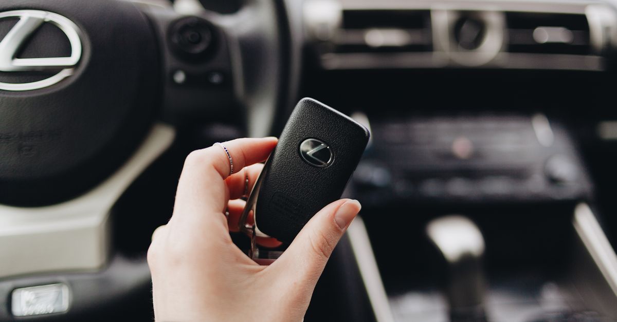 Acura car key fob — Trusted Key Locksmith