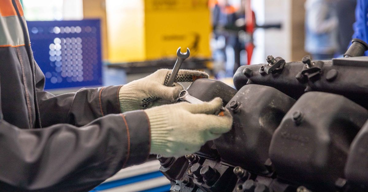 locksmith service technician — Trusted Key Locksmith